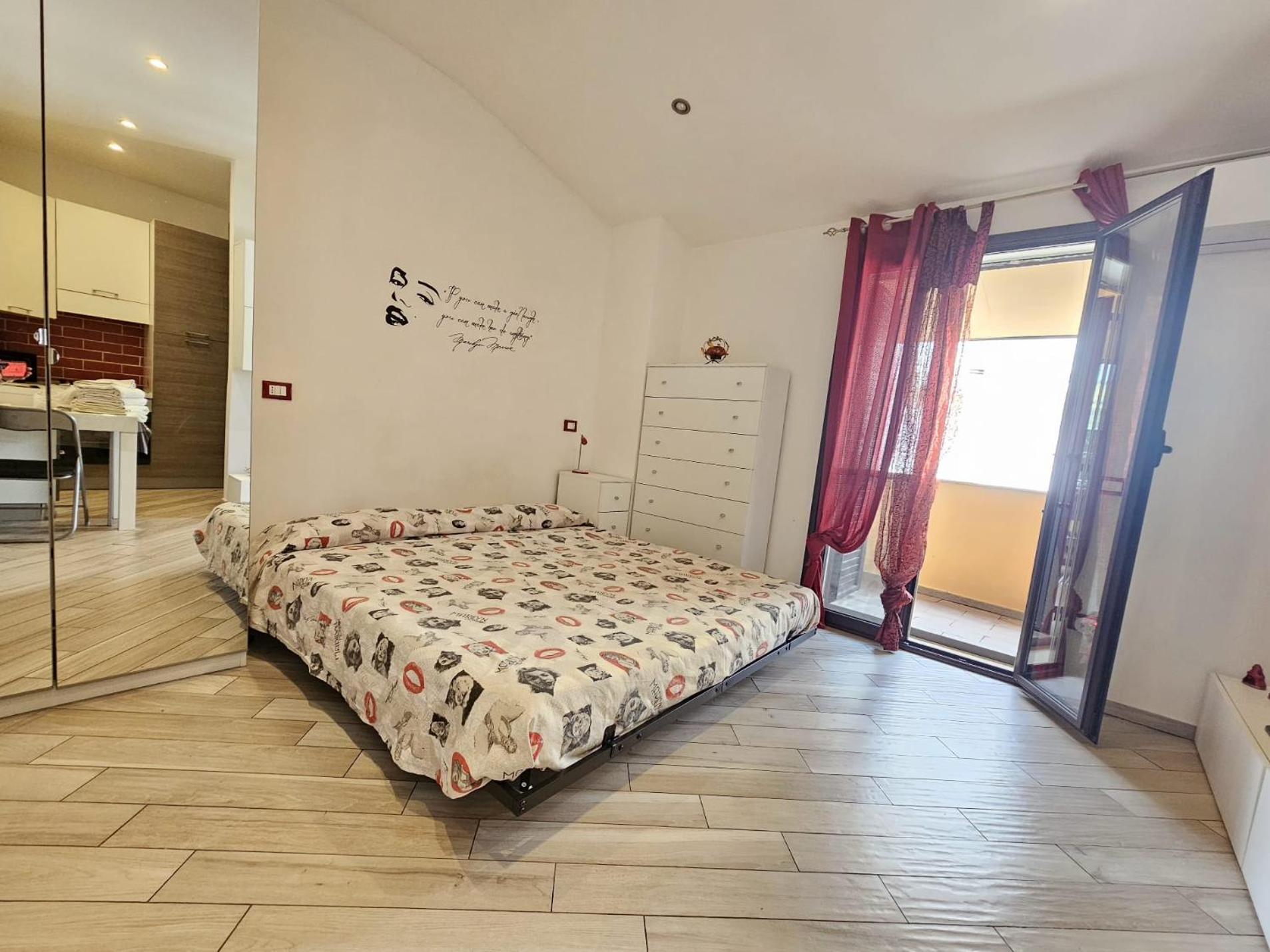 Romantico Monolocale Veranda Privata Vista Mare Reggio di Calabria Bagian luar foto